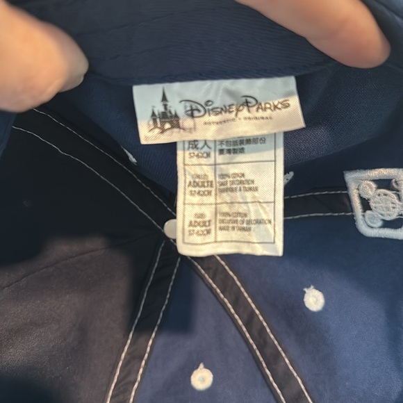 Authentic Disney World Baseball Hat - Picture 4 of 4